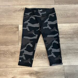 Under Armour Heat Gear Fitted Cropped Leggings